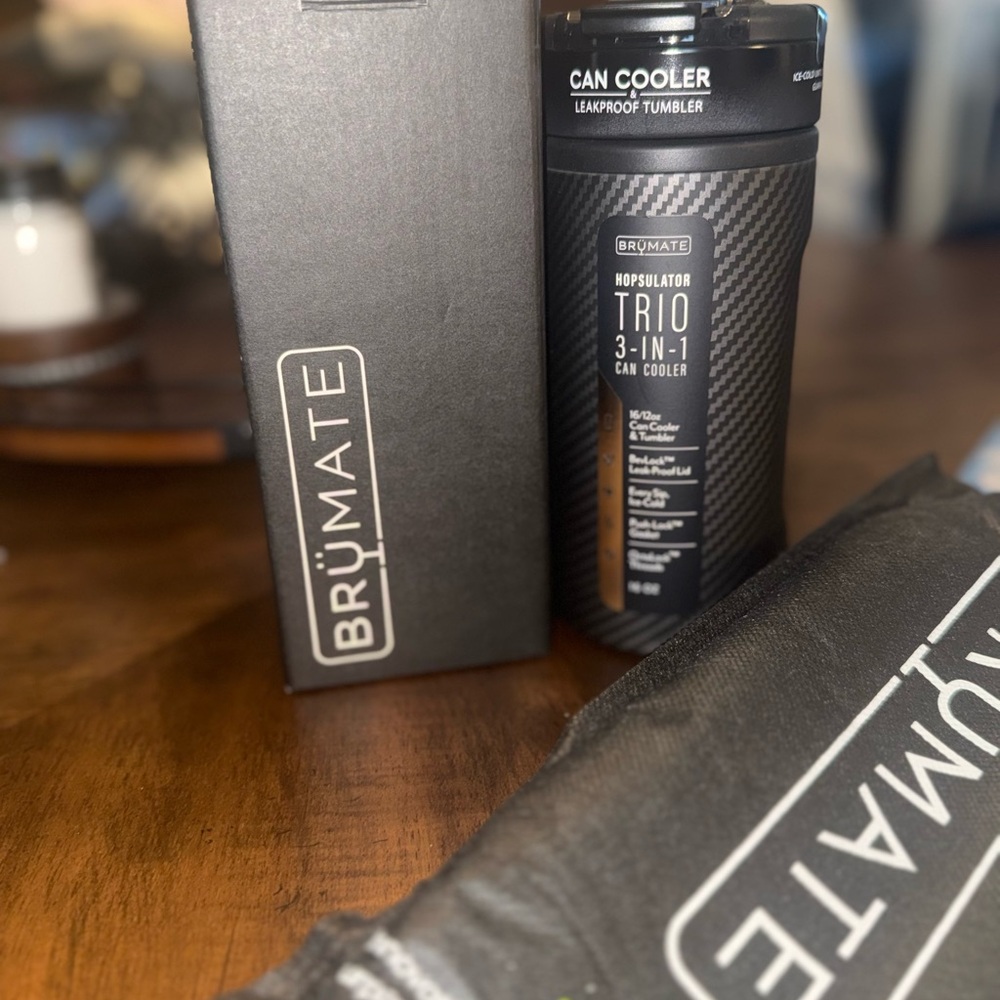 Black Hopsulator Black Carbon Fiber Trio 3-in-1 Can Cooler